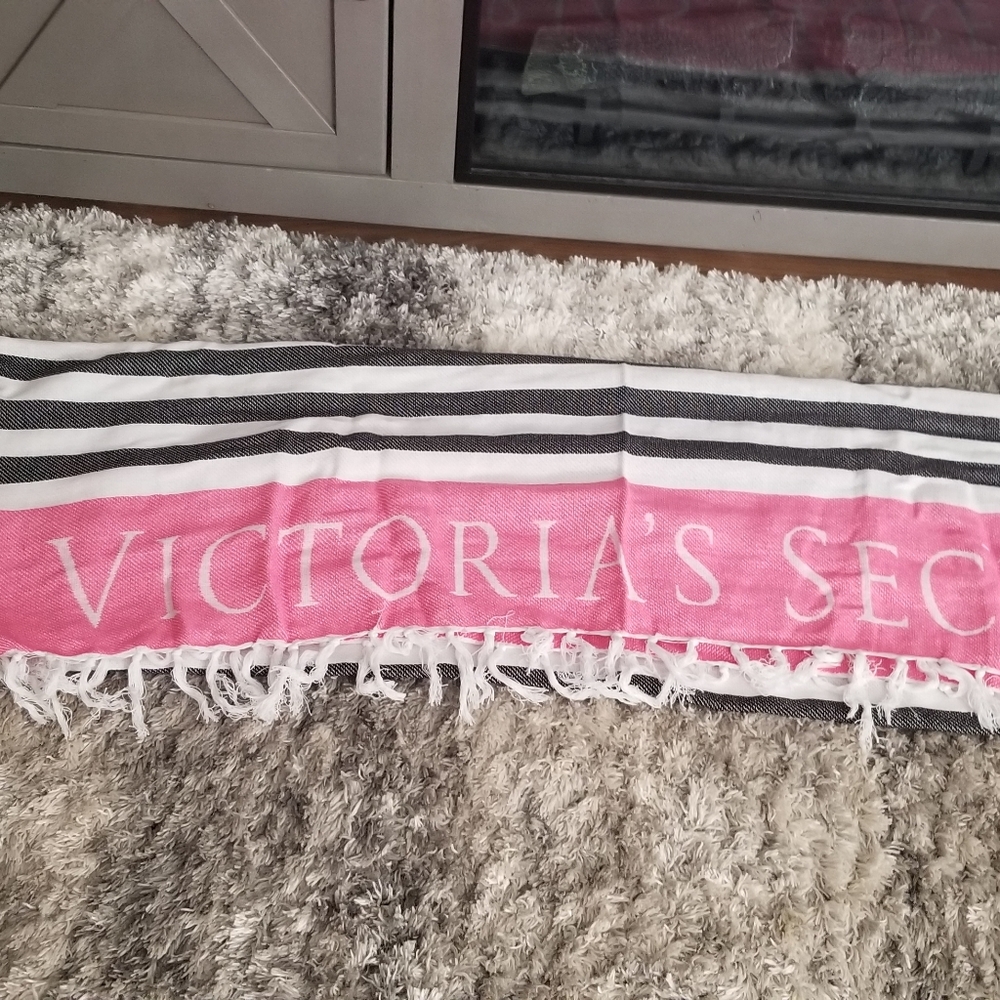Victoria secret blanket